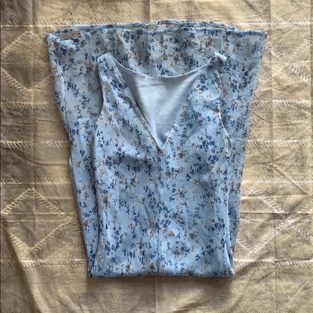 Dress - Picture 3 of 5